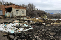 Жители Вольска боятся нового разрушения домов от оползня