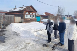 В Вольском районе школьник и студент угнали машину и пытались скрыться от ДПС