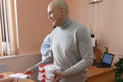 Вольский депутат ищет работников на зарплату до 210 тысяч рублей