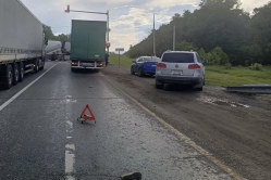 В Вольском районе большегруз переехал женщину