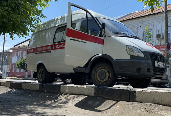 В Вольске «Газель» на перекрестке сбила пешехода