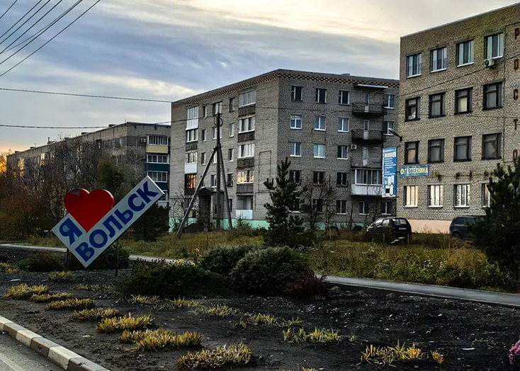 В Вольске 17-летний студент сломал жителю Брянска нос и очки