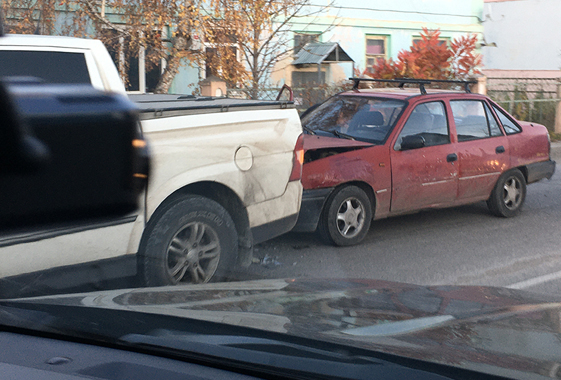 В Вольске автоледи на «Дэу» протаранила пикап