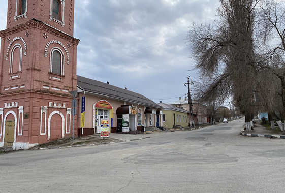 Полицейские проверили торговлю и бары во время запрета