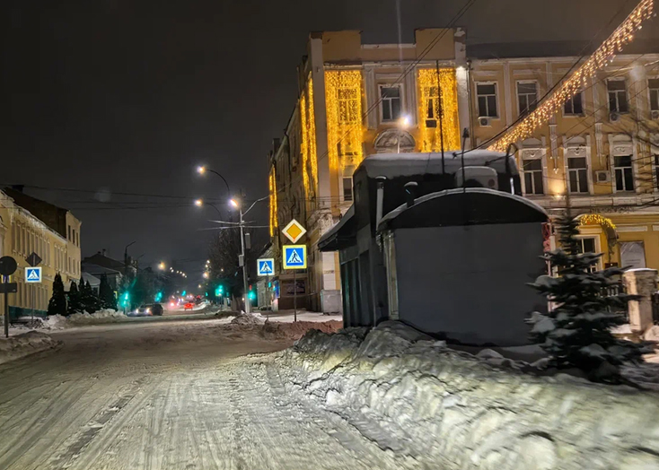 Жители призвали чиновников чистить не только центр Вольска