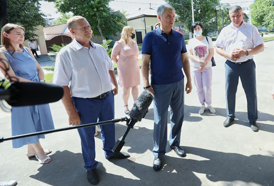 Вольского главу Володин отчитал за освоение денег