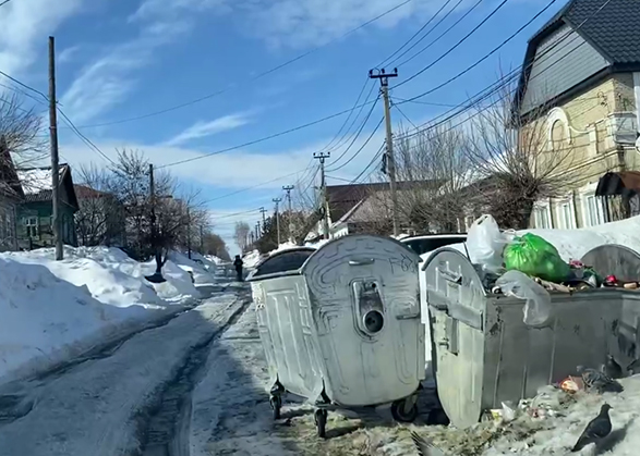 Вольский чиновник от ЖКХ оказался невидимкой