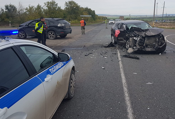 В массовом ДТП под Вольском пострадали пять человек