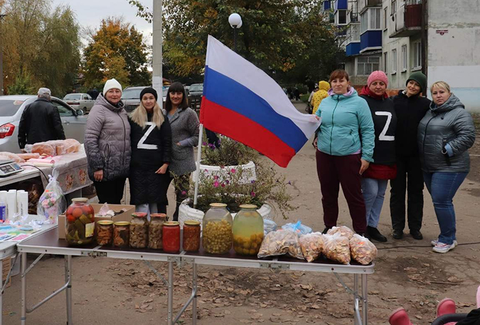 Вольские дети собрали посылки для участников спецоперации