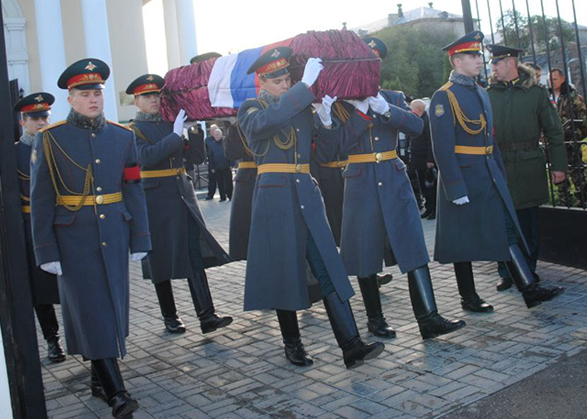 В Вольске простились с погибшим на Донбассе подполковником