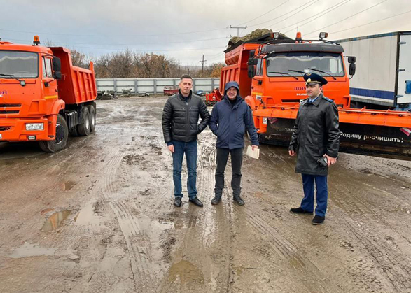 Вольских дорожников проверили на готовность к зиме