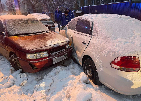 В Вольске водитель скончался за рулем автомобиля