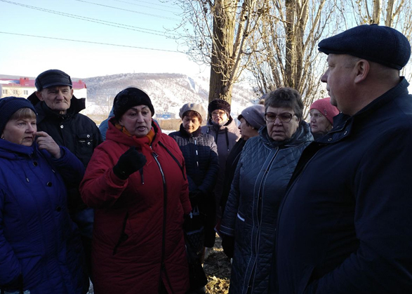 Вольский глава отказался делать дорогу на Северном