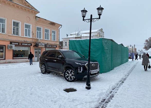 В Вольске жалуются на новогодний гололед