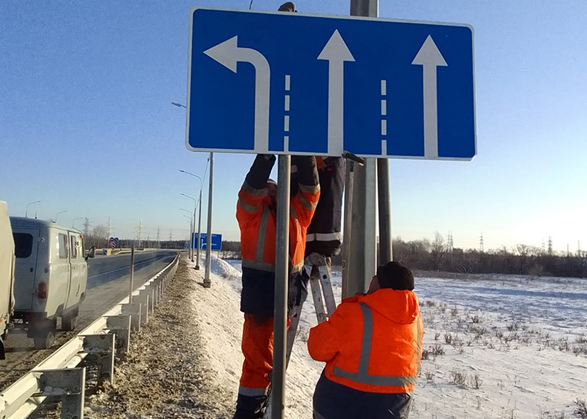 Под Вольском спасли замерзавшего в машине водителя