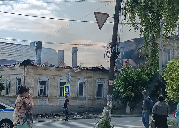 В Вольске от огня пострадал дом главы Шихан