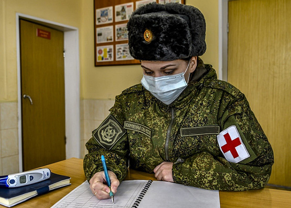 Жительниц Вольска позвали на военную службу