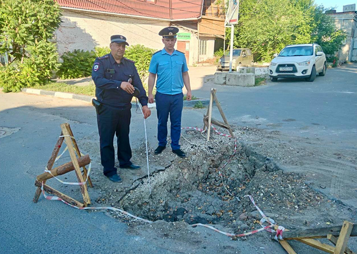 Вольским водоканалом занялись прокуратура и полиция