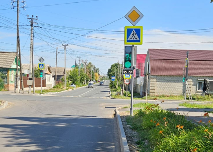 В Вольске на аварийном перекрестке установили светофор