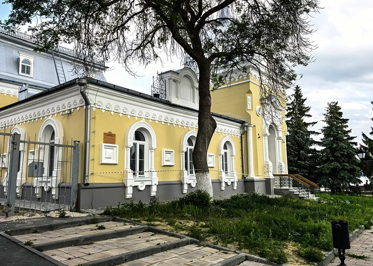Подрядчик клуба Талалихина благоустроит территории ДШИ в Вольске