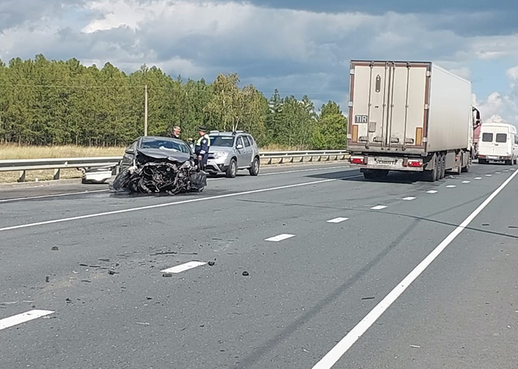 В Вольском районе ребенок и взрослые пострадали в массовой аварии