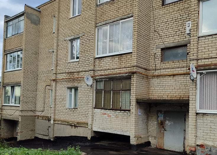 В Вольске многодетная семья блокировала подачу тепла в многоквартирный дом