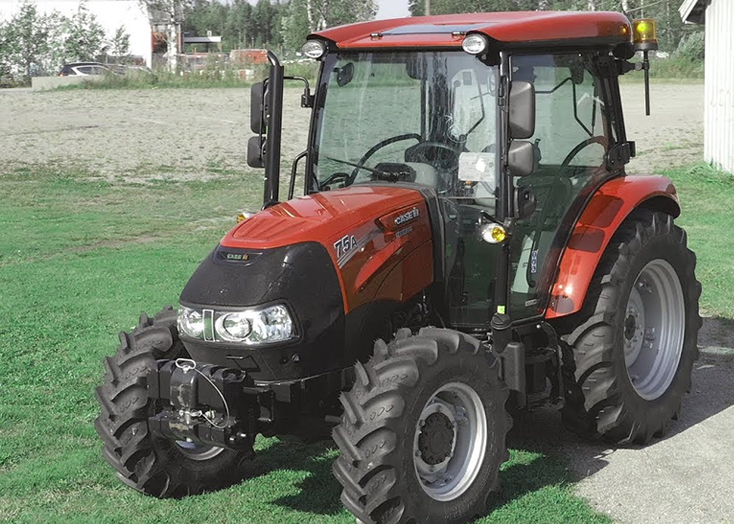 Вольску предложили 5 лучших моделей мощных тракторов