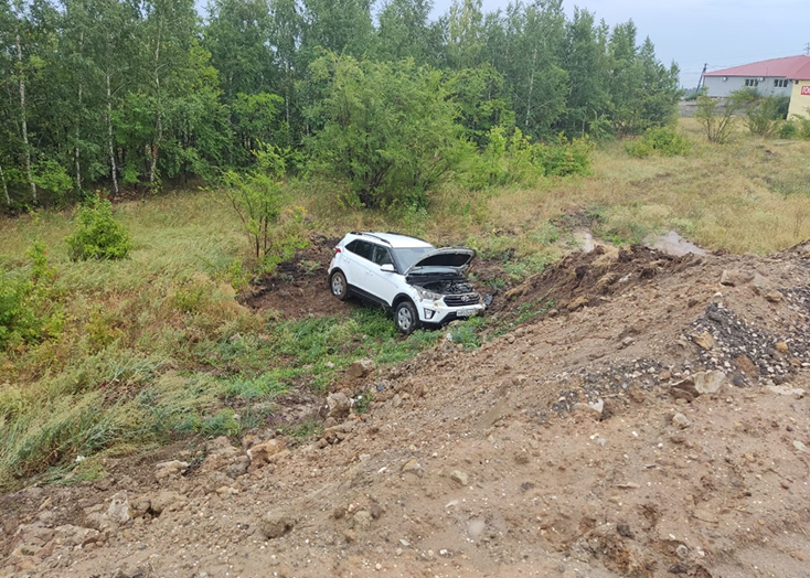 В Вольском районе пассажирка в ДТП повредила ребра