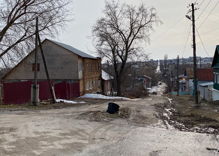 Жители Вольска массово жалуются на слабое напряжение