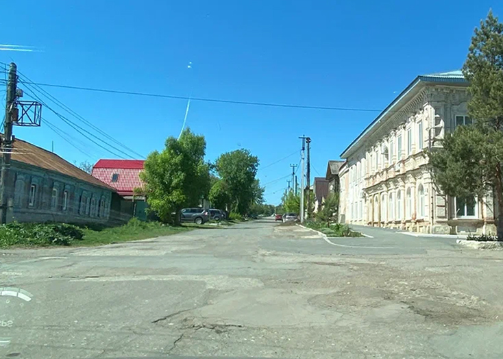 На двух улицах Вольска весь май будут отключать электричество