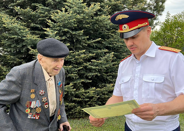 Александр Шмачков приписал два года и в 16 лет ушел на фронт