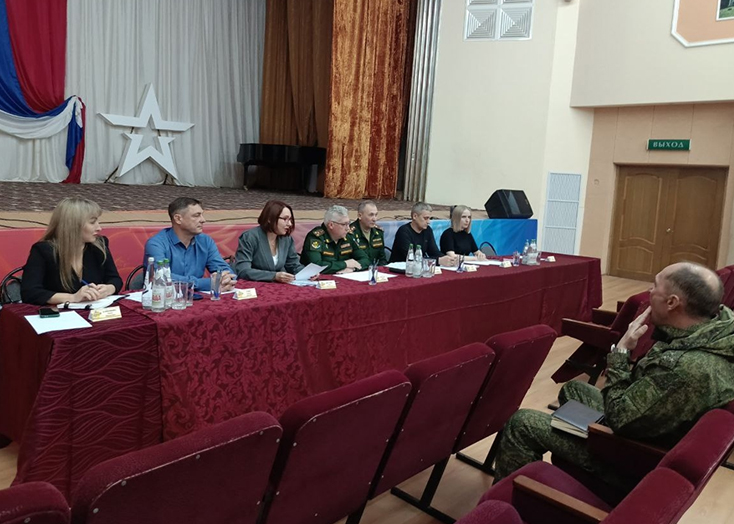 Вольскому чиновнику припомнили сдачу в аренду дома на Волге