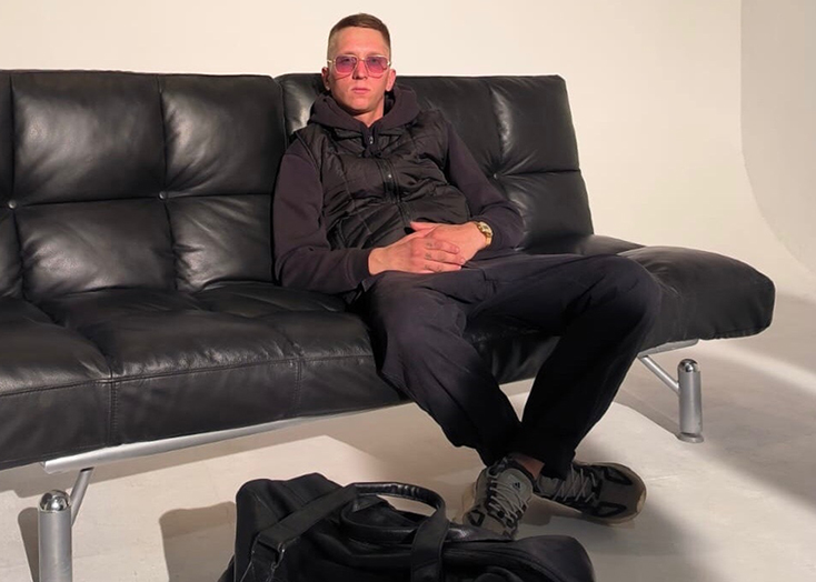 Жителя Вольска изрезали ножом в пивбаре