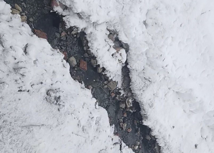 В Вольске из-за постоянных прорывов образовалось озеро