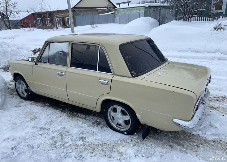 В Вольске «Жигули» 1981 года выпуска продают за 65 тысяч рублей
