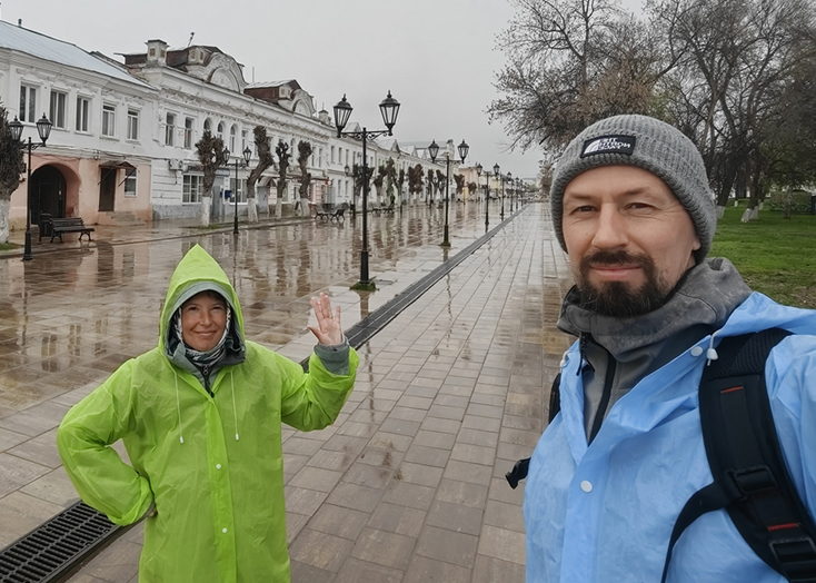 В Вольске охранник орал и угрожал туристам из Санкт-Петербурга