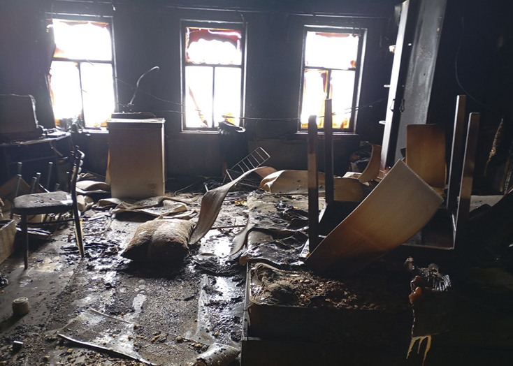 У жителя Вольского района во время вахты в Москве сгорел дом