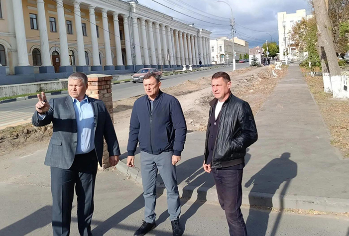 Глава подтвердил создание новой парковки в центре Вольска