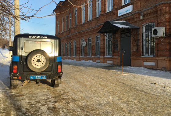 Полицейские задержали в Абакане федерального преступника из Вольска