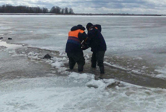 На реке под Вольском во льдах рыбак замерз