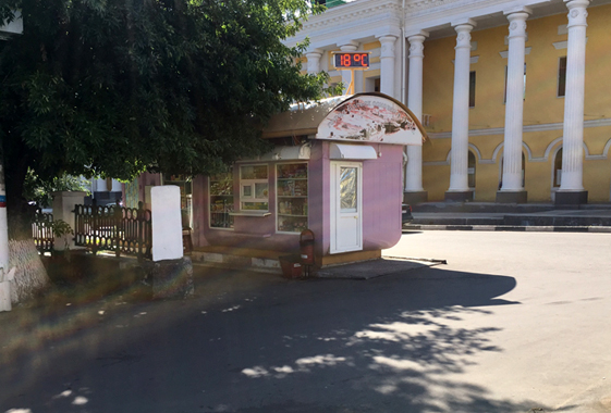 Житель Вольска заступился за женщину и зарезал соперника его ножом